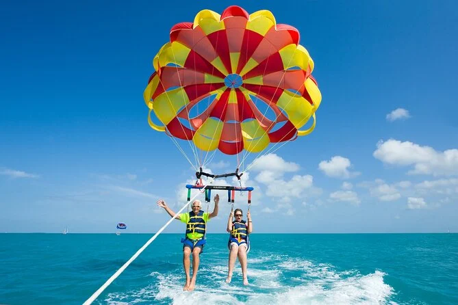 parasailing 1