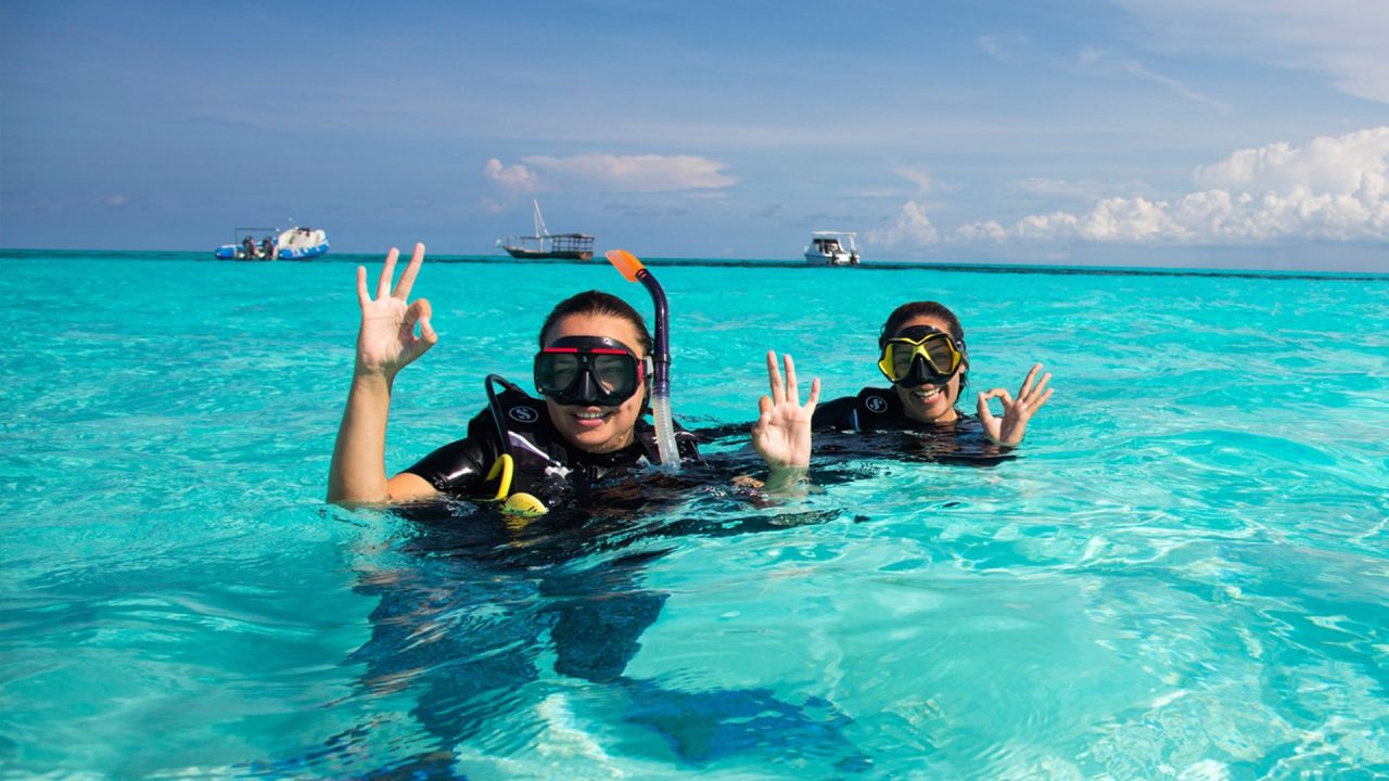 Snorkeling-at-Mnemba-Atoll-01